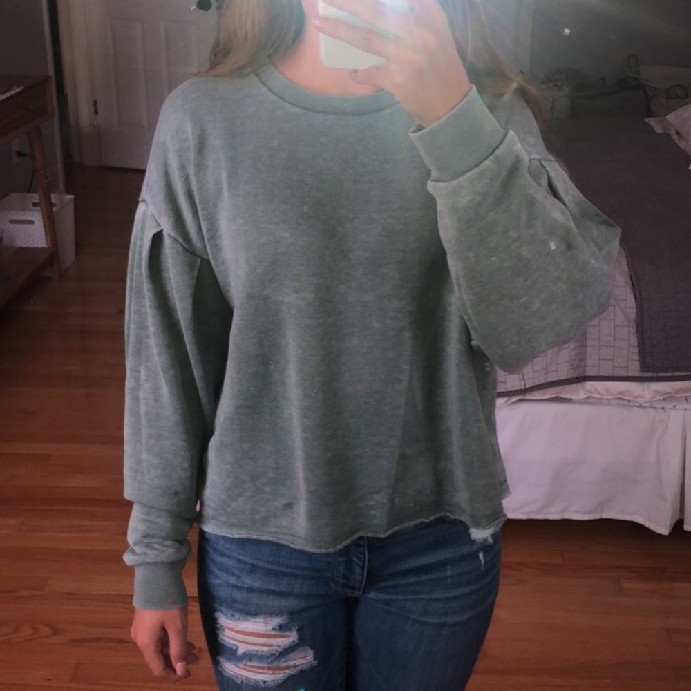 American Eagle Puff-Sleeve Sweater
